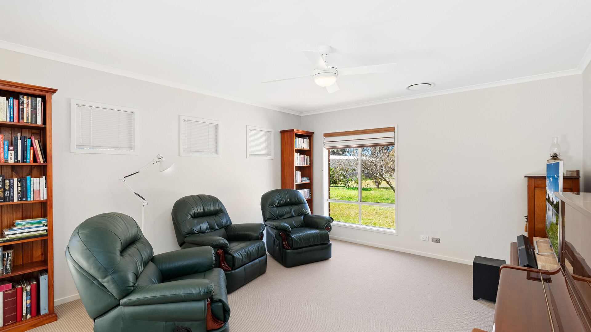 8 Serencroft Drive, Leeton NSW 2705 - photo 8