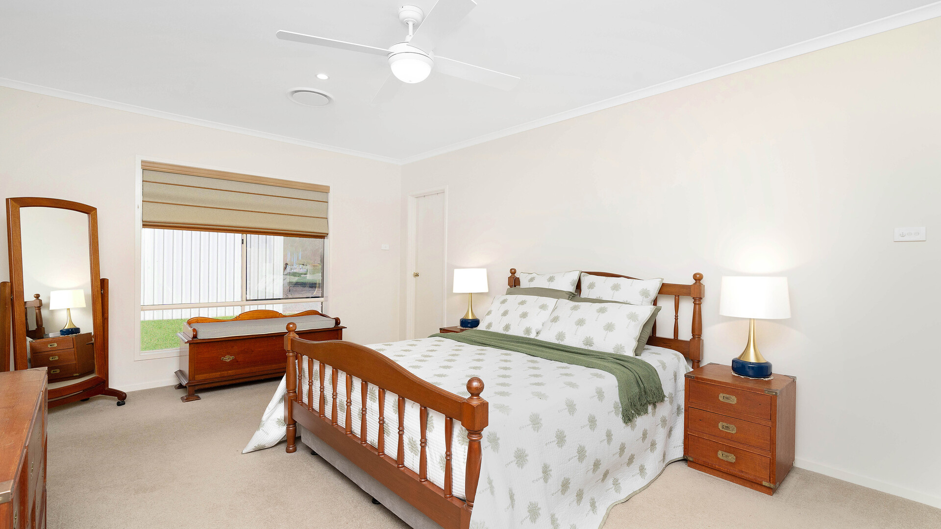 8 Serencroft Drive, Leeton NSW 2705 - photo 9