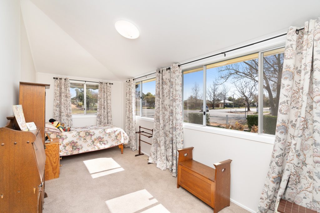 19 Midgeon Street, Narrandera NSW 2700 - photo 11