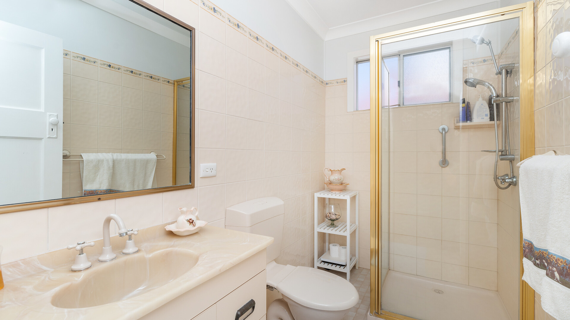 19 Midgeon Street, Narrandera NSW 2700 - photo 12
