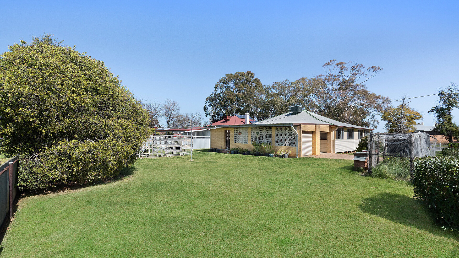 19 Midgeon Street, Narrandera NSW 2700 - photo 25