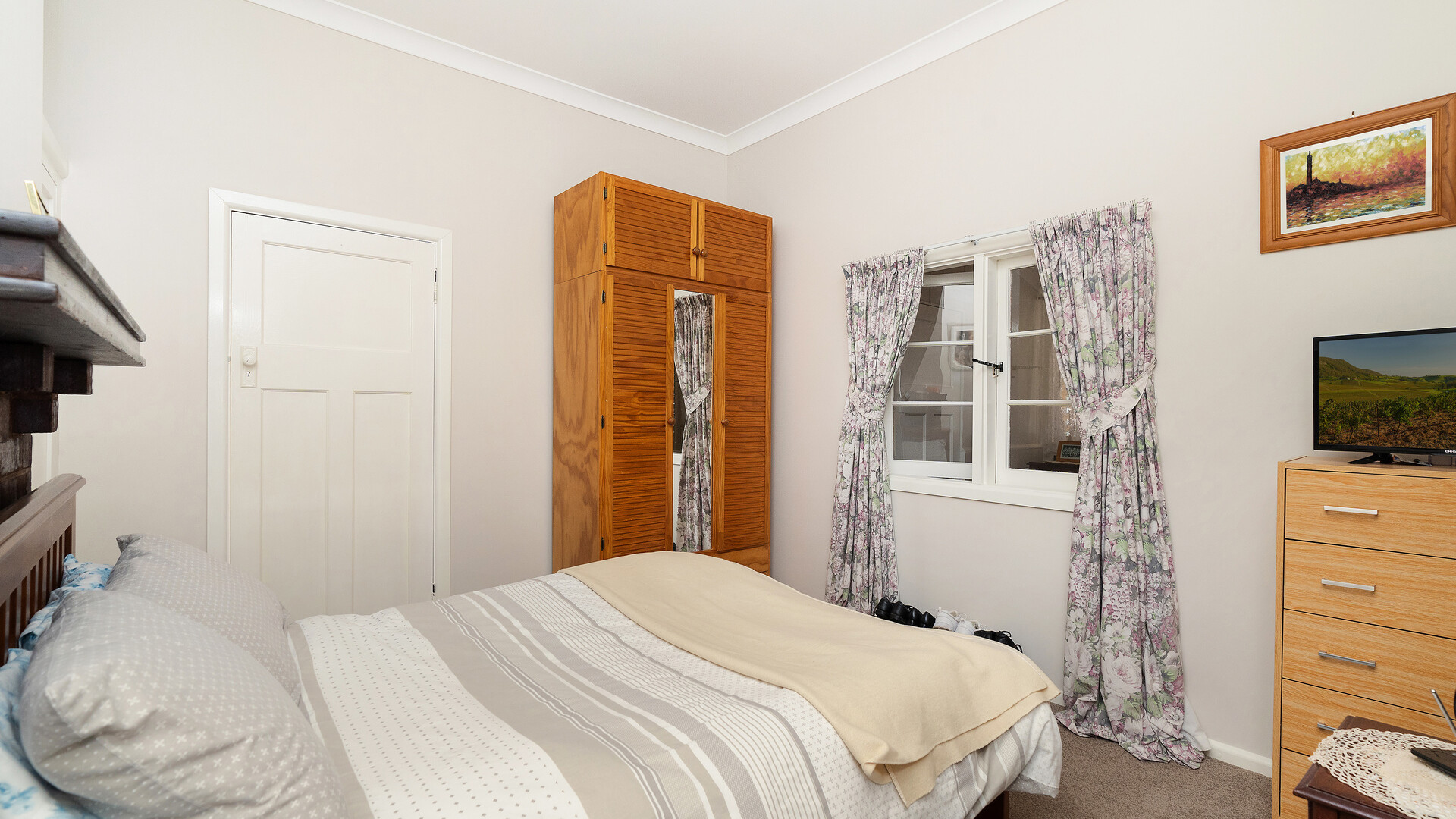 19 Midgeon Street, Narrandera NSW 2700 - photo 8