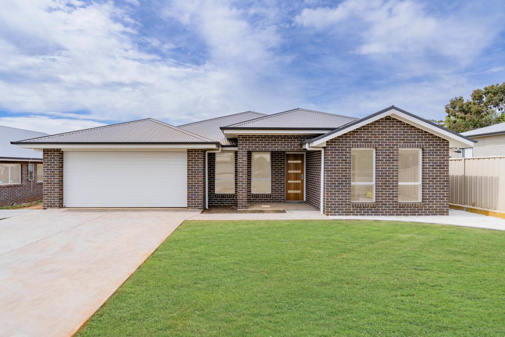 29 Joffre Street, Temora NSW 2666 - McGrath Riverina