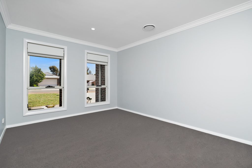 29 Joffre Street, Temora NSW 2666 - photo 12
