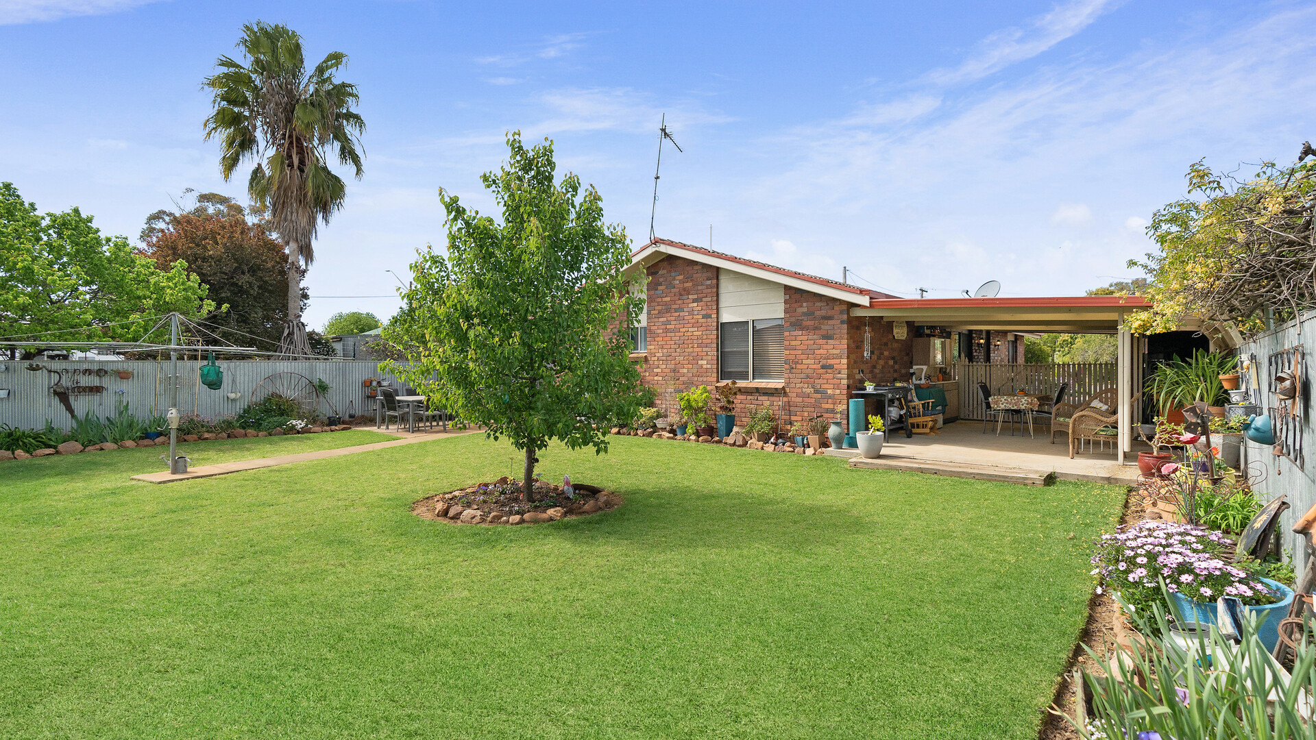 97 Byron Street, Temora NSW 2666 - photo 13