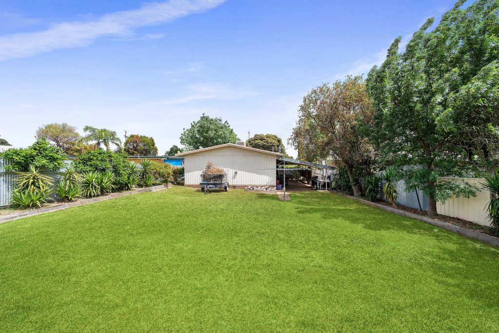 23 Wirilda Street, Leeton NSW 2705 - photo 9