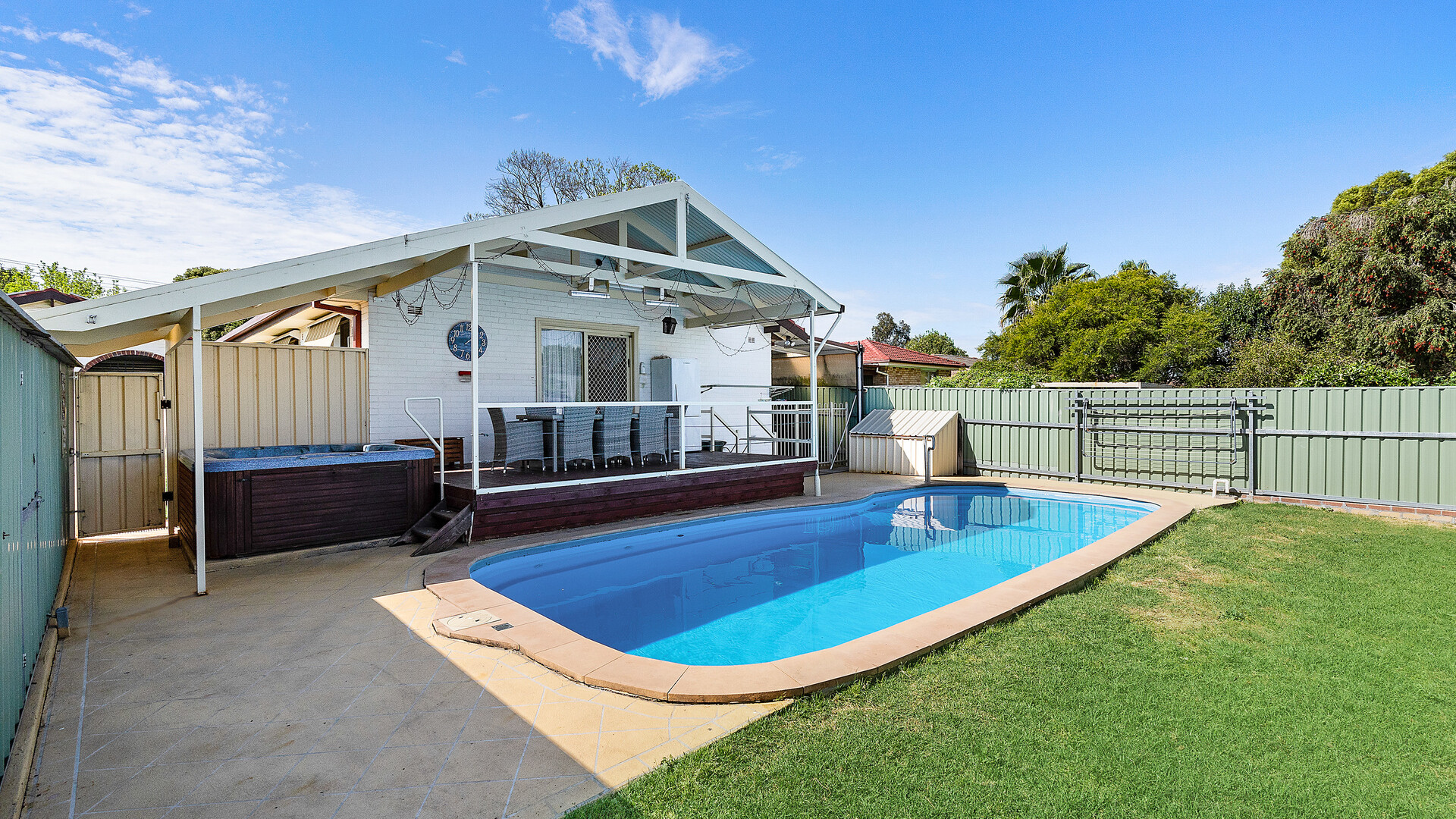 8 Carmody Street, Kooringal NSW 2650 - photo 16