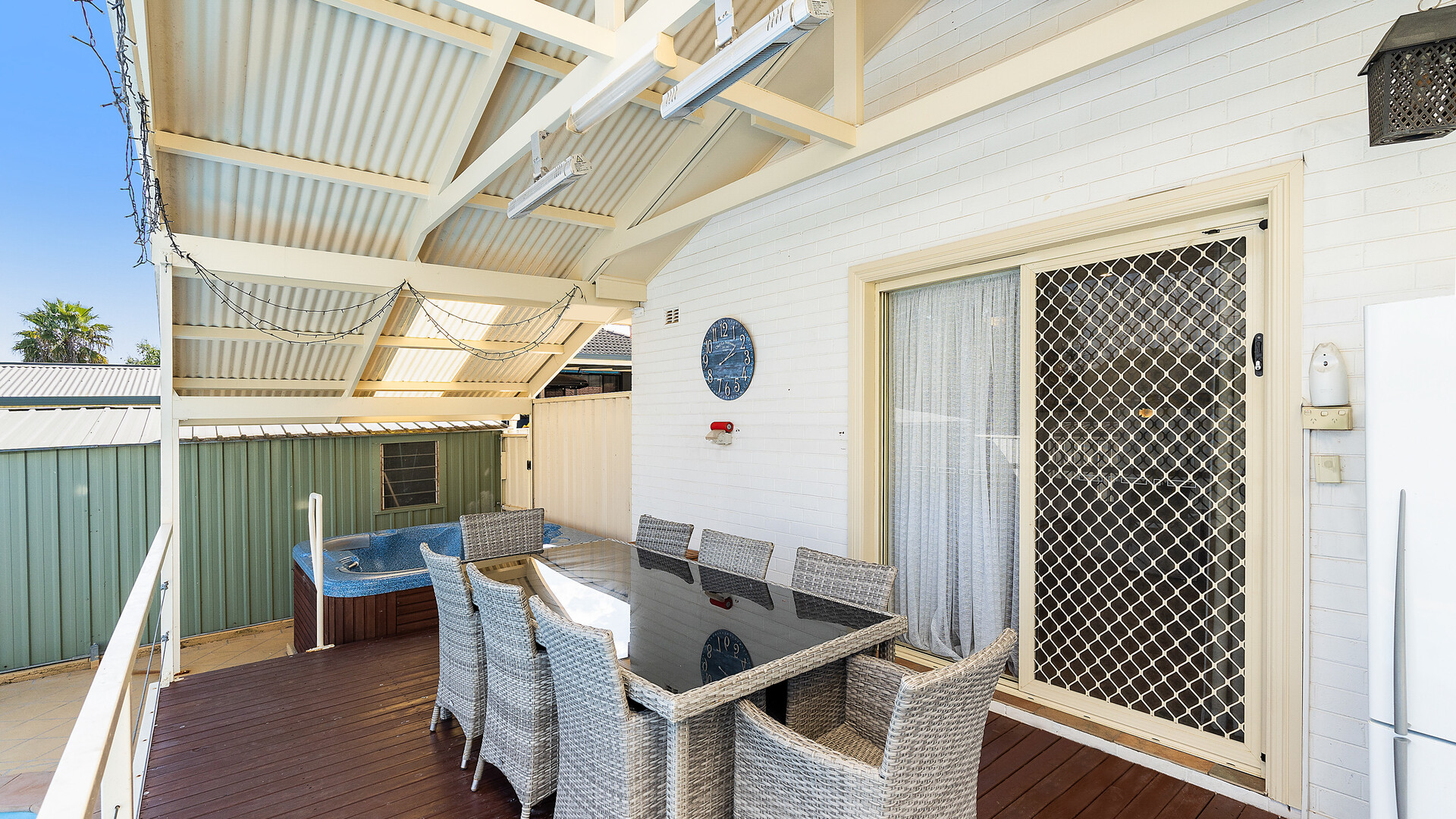 8 Carmody Street, Kooringal NSW 2650 - photo 17