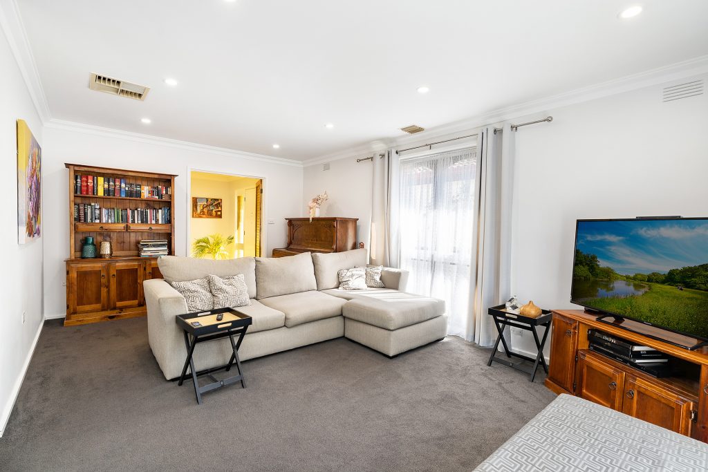 8 Carmody Street, Kooringal NSW 2650 - photo 6
