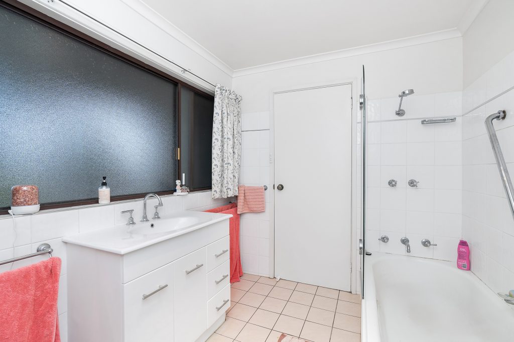 4/7 Jennifer Place, Wagga Wagga NSW 2650 - photo 9