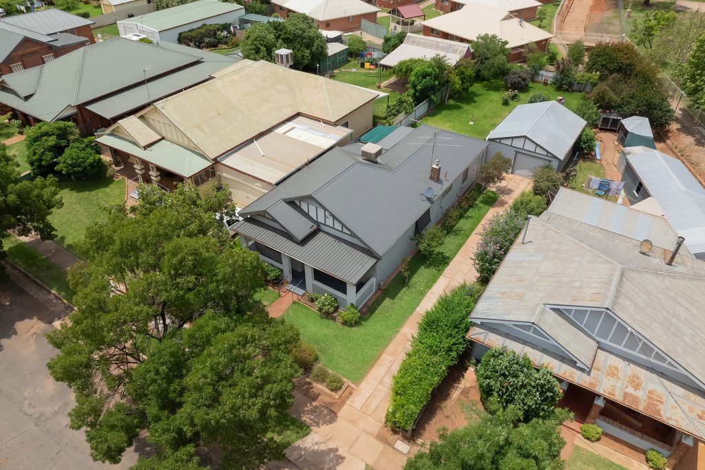 128 Loftus Street, Temora NSW 2666 - photo 3