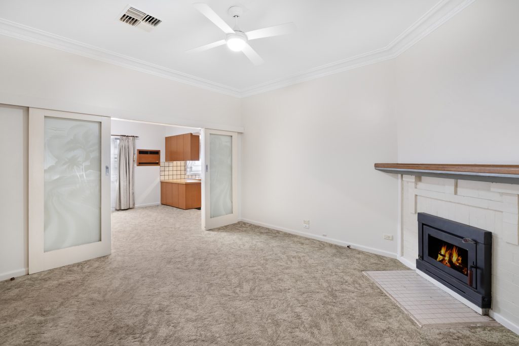 128 Loftus Street, Temora NSW 2666 - photo 6