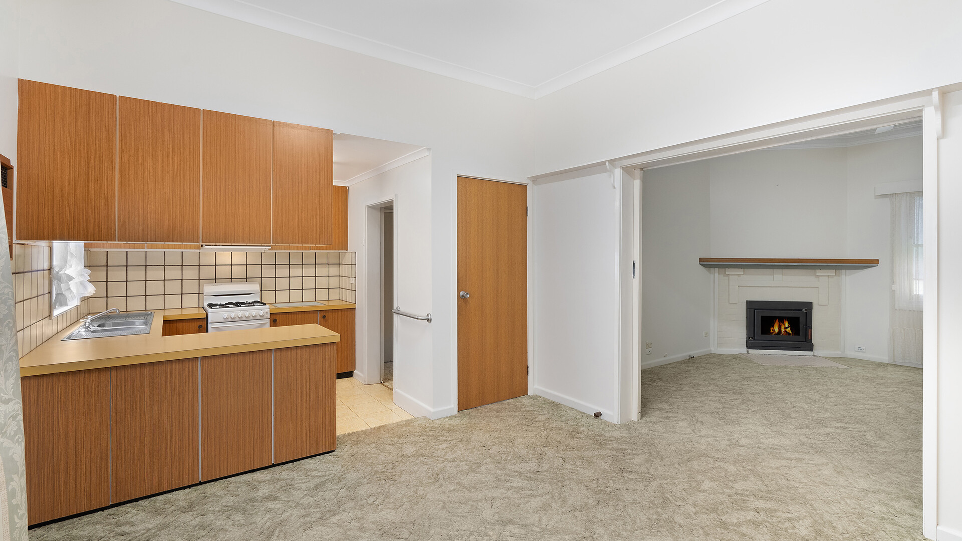 128 Loftus Street, Temora NSW 2666 - photo 7
