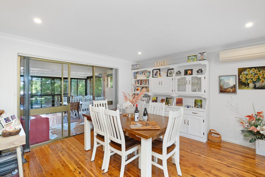 27 Melbourne Street, Narrandera NSW 2700 - photo 7