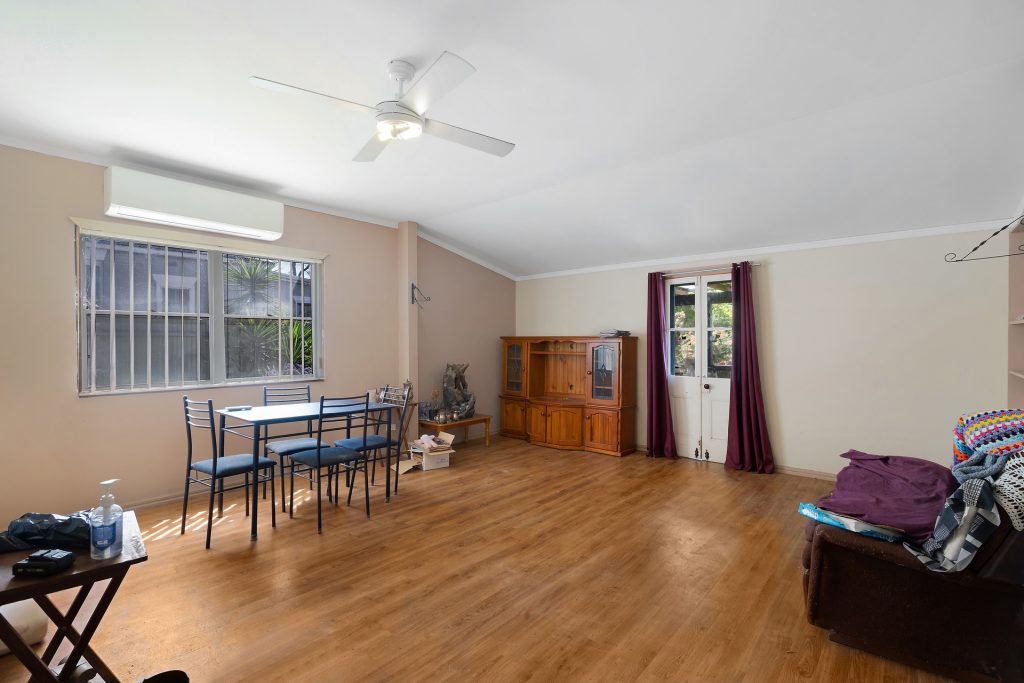 25 Arthur Street, Narrandera NSW 2700 - photo 2