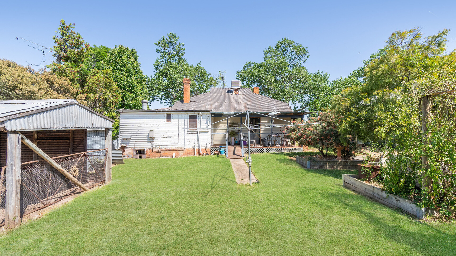25 Arthur Street, Narrandera NSW 2700 - photo 11