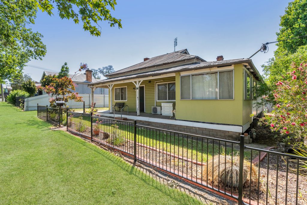 25 Arthur Street, Narrandera NSW 2700 - photo 7