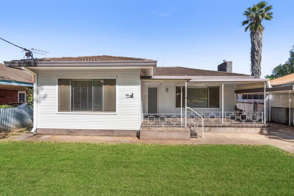 48 Arthur Street, Narrandera NSW 2700 - McGrath Riverina