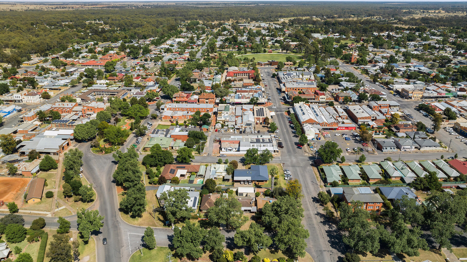 48 Arthur Street, Narrandera NSW 2700 - photo 17