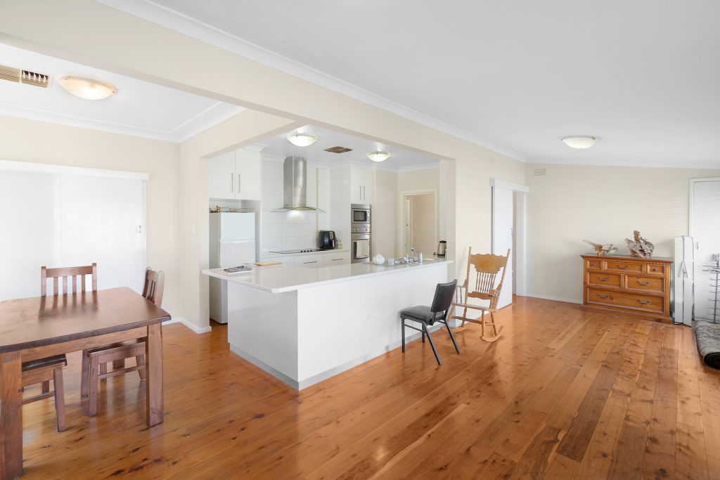 48 Arthur Street, Narrandera NSW 2700 - photo 4