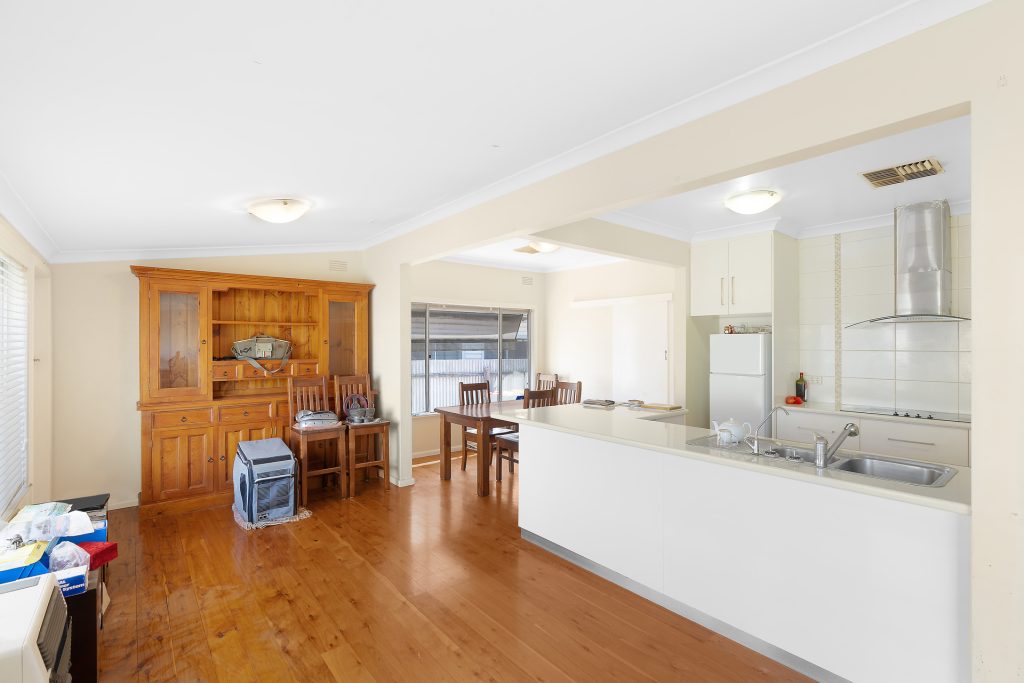 48 Arthur Street, Narrandera NSW 2700 - photo 8