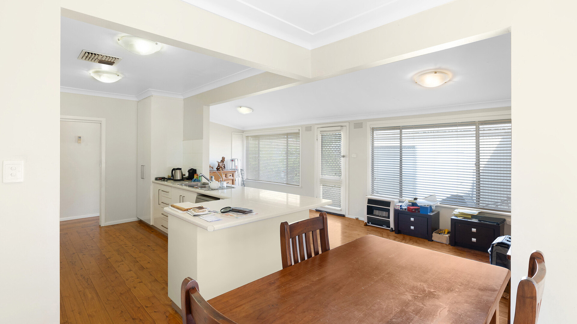 48 Arthur Street, Narrandera NSW 2700 - photo 9
