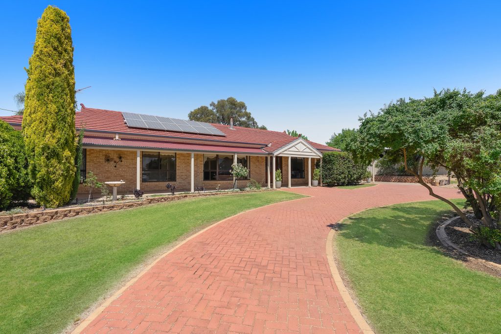 66-68 Boundary Road, Narrandera NSW 2700 - photo 3