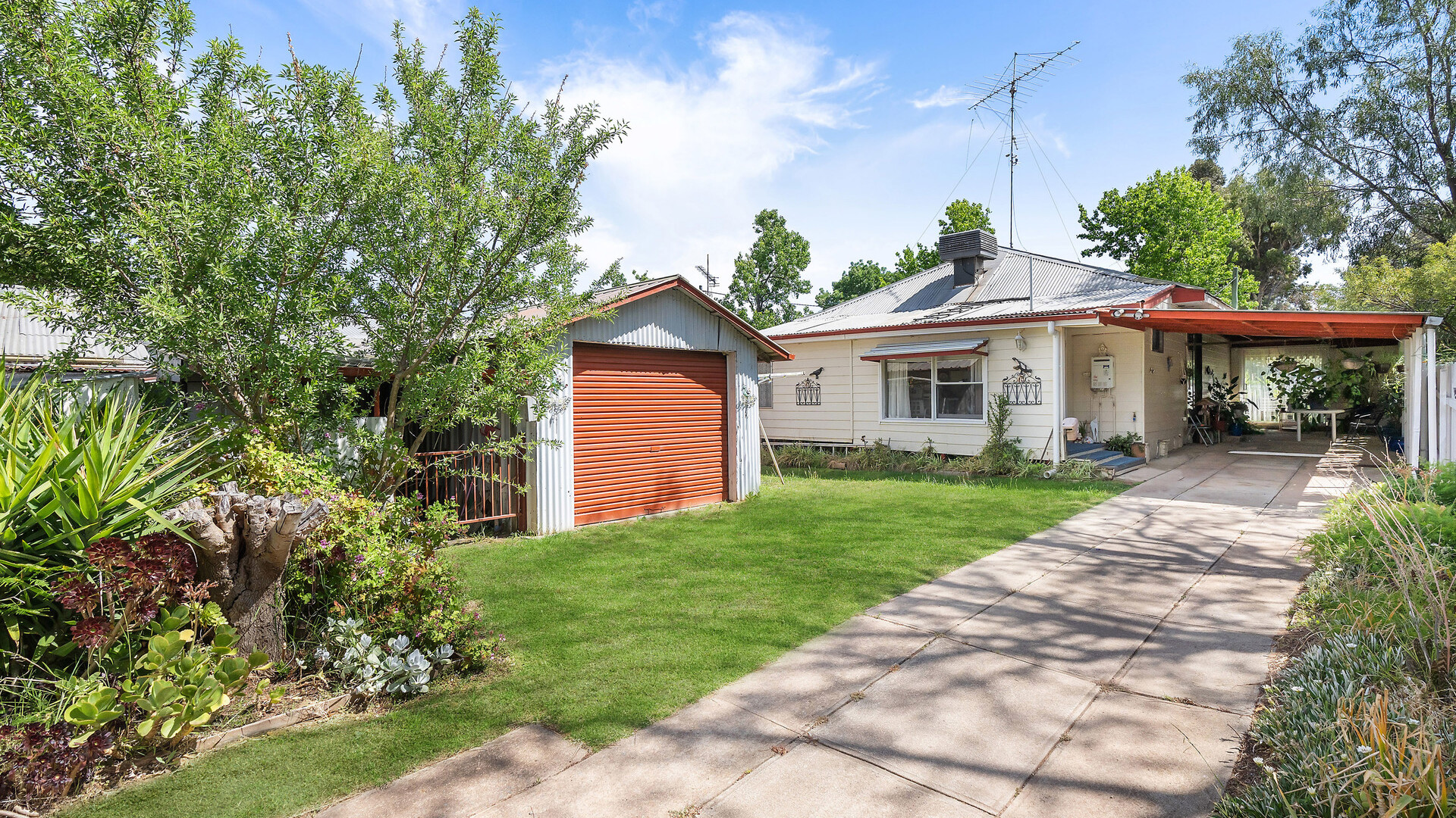 6 Crescent Street, Narrandera NSW 2700 - photo 14