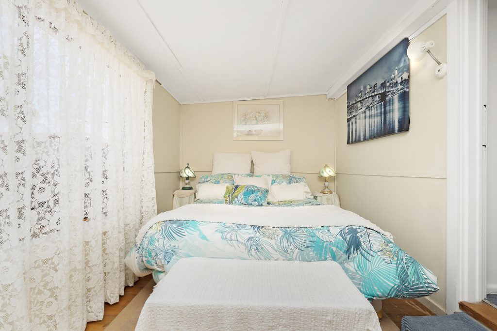 6 Crescent Street, Narrandera NSW 2700 - photo 7