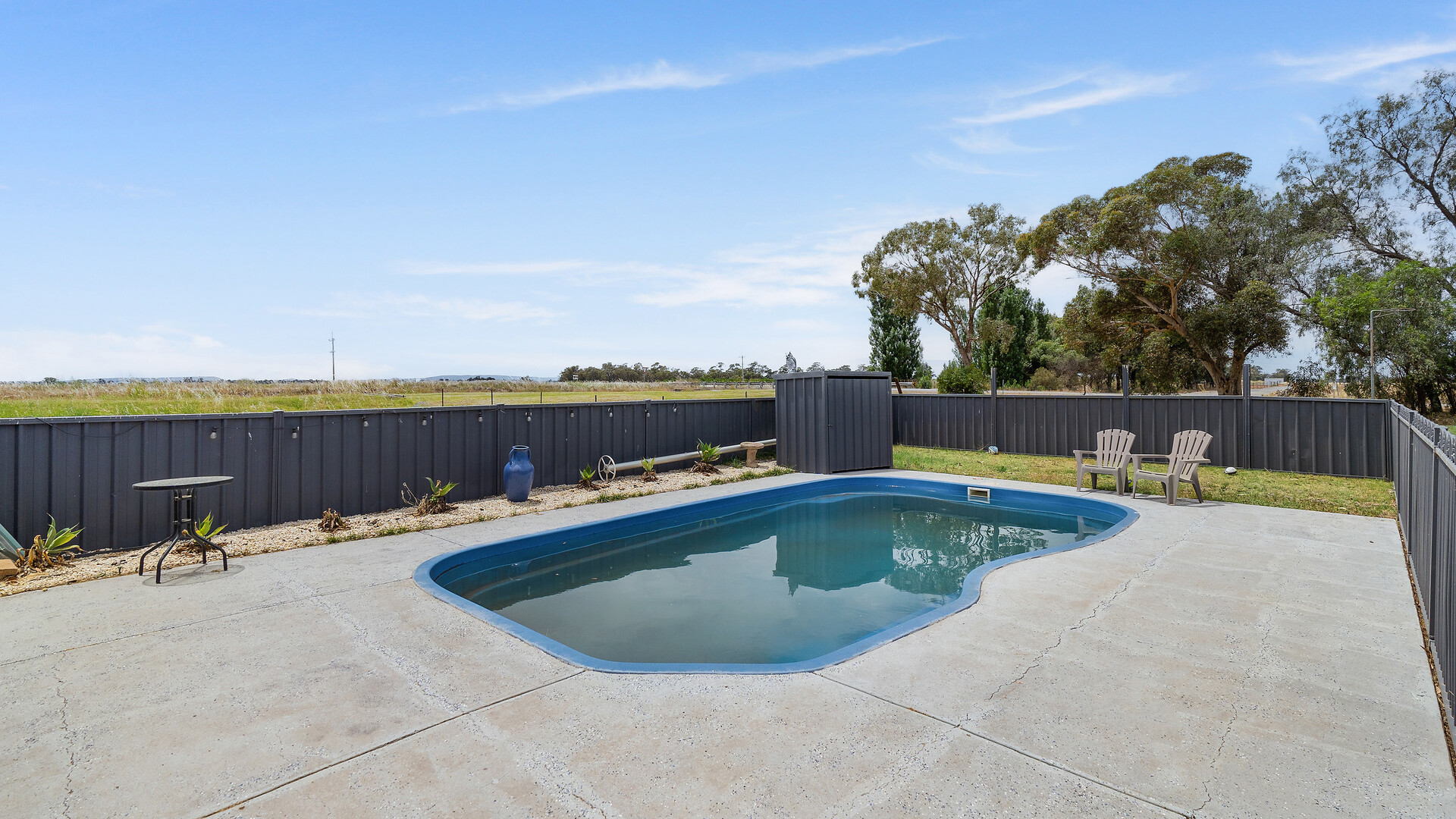 14 Rourke Road, Leeton NSW 2705 - photo 12