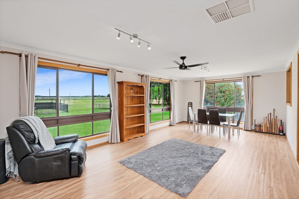 14 Rourke Road, Leeton NSW 2705 - photo 6