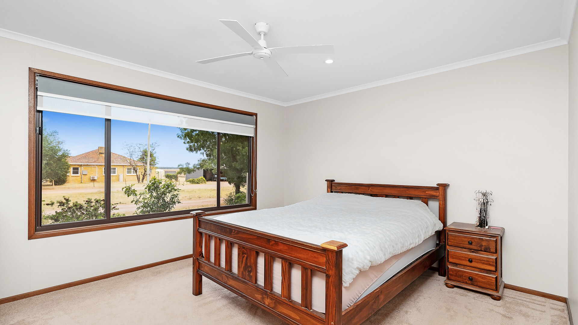 14 Rourke Road, Leeton NSW 2705 - photo 8