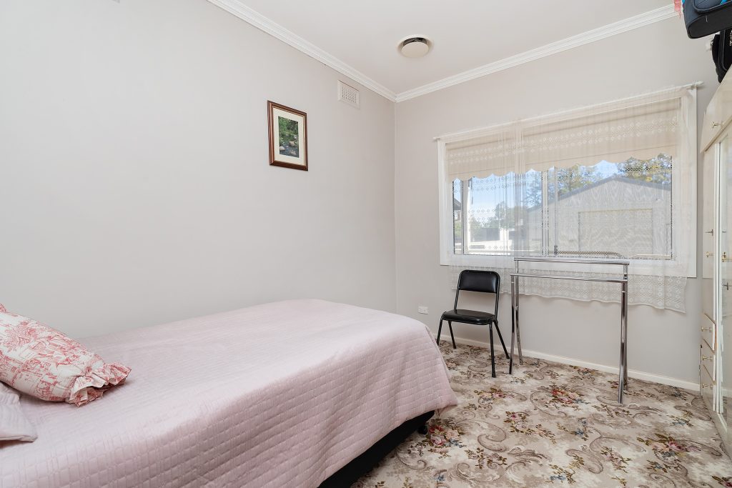 24 Warri Street, Ardlethan NSW 2665 - photo 11