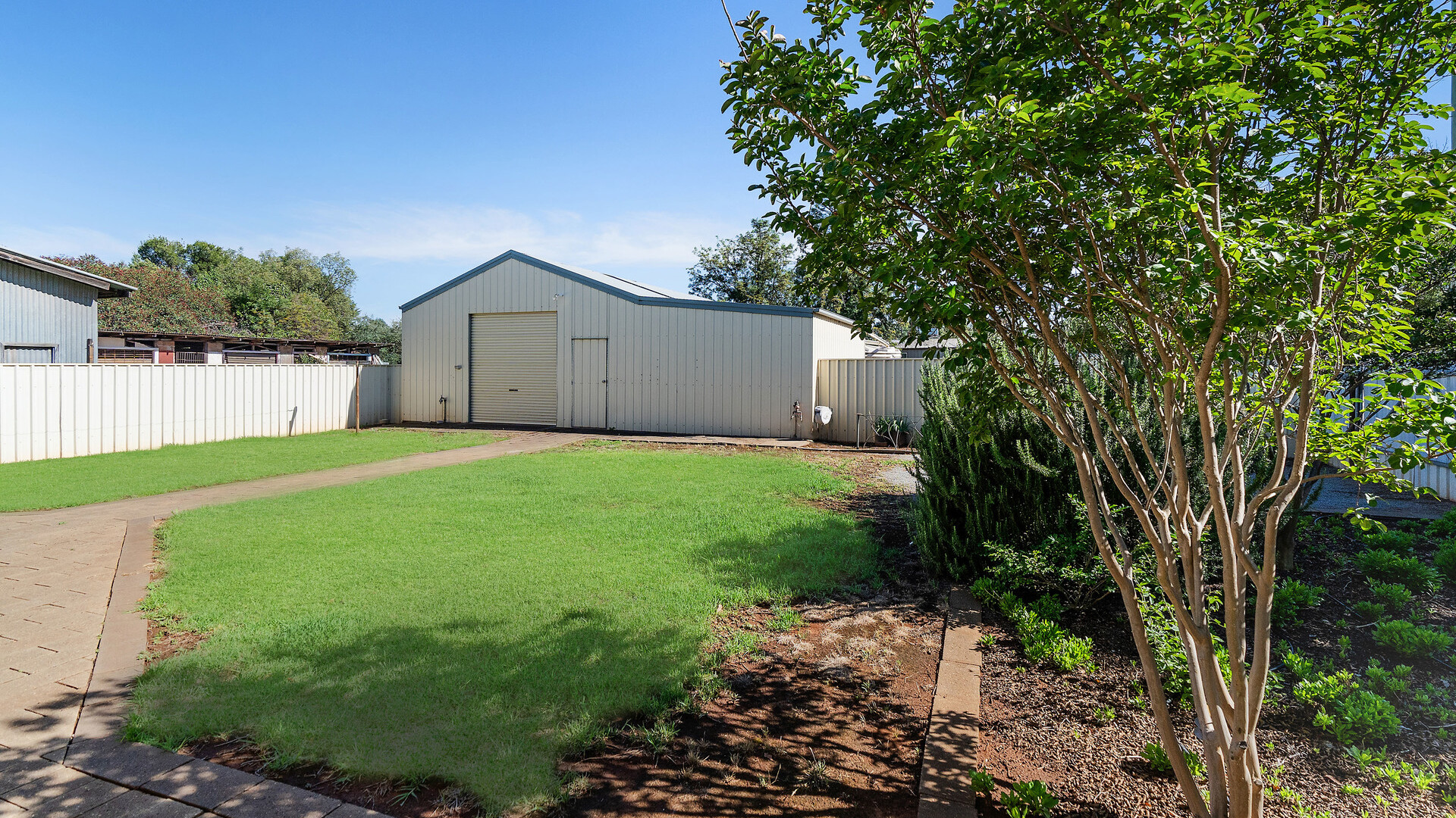 24 Warri Street, Ardlethan NSW 2665 - photo 15