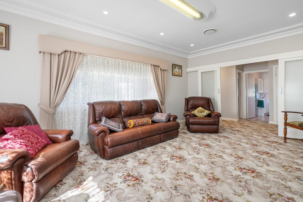 24 Warri Street, Ardlethan NSW 2665 - photo 4