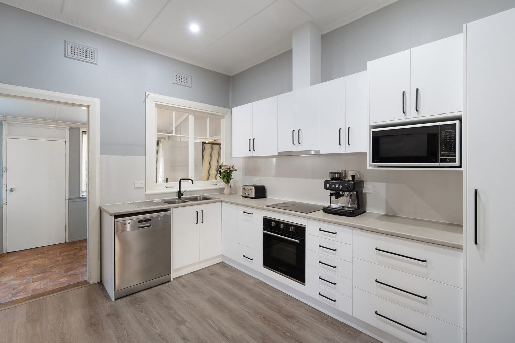 28 Arthur Street, Narrandera NSW 2700 - photo 5