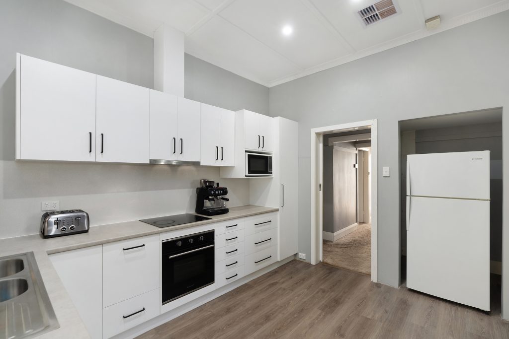 28 Arthur Street, Narrandera NSW 2700 - photo 6