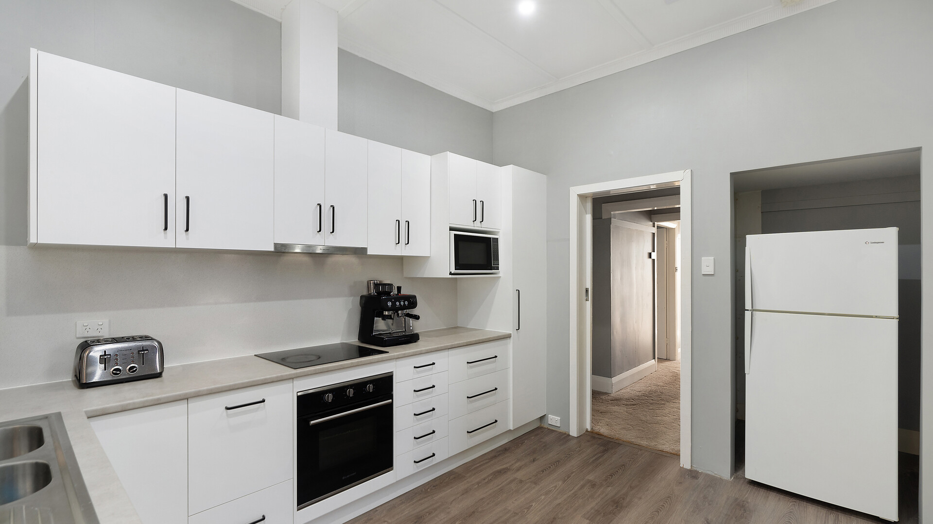 28 Arthur Street, Narrandera NSW 2700 - photo 6