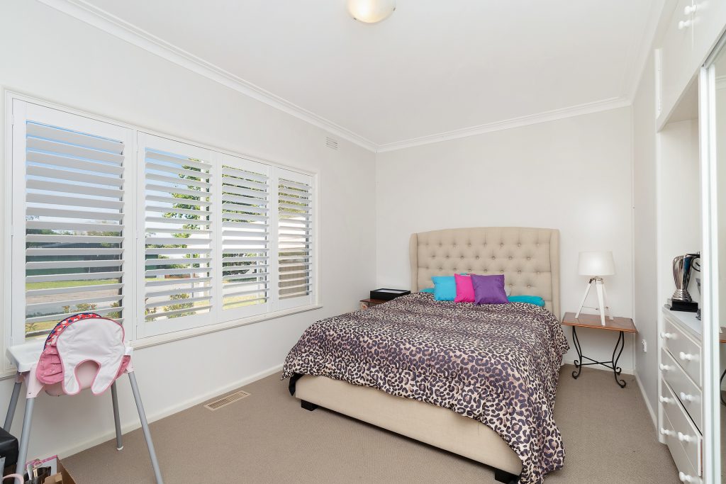 14 Roberts Street, Narrandera NSW 2700 - photo 9