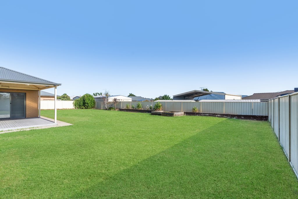 30 Carrington Drive, Leeton NSW 2705 - photo 19