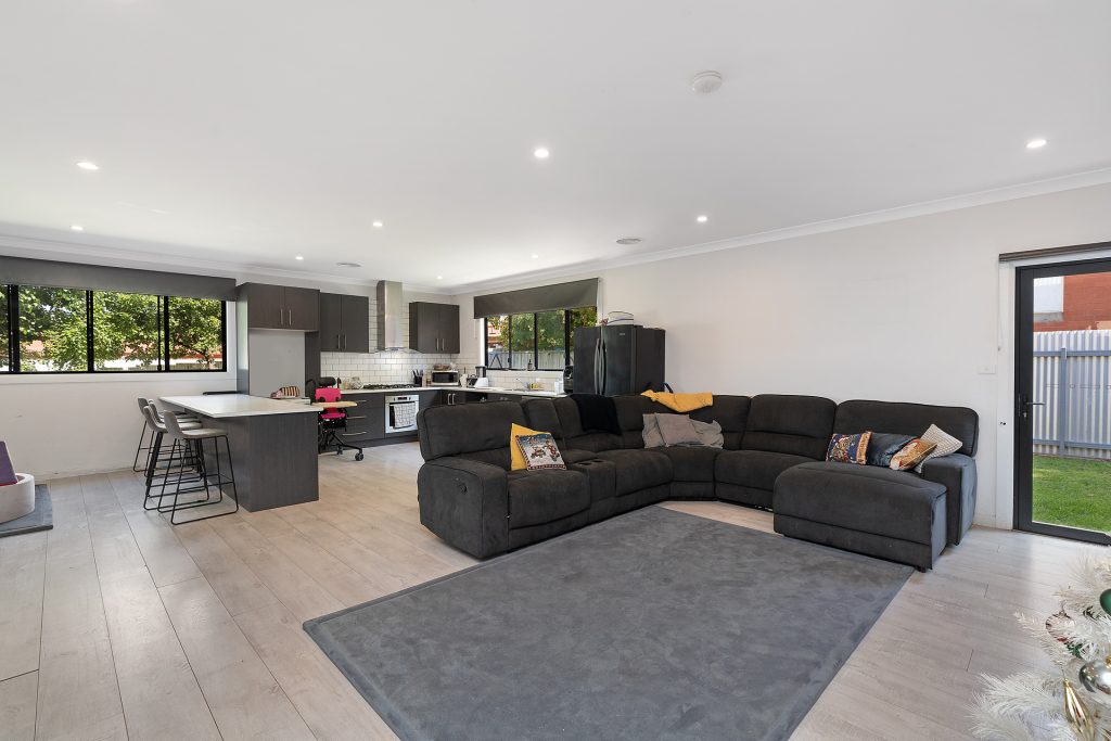 28 William Street, Narrandera NSW 2700 - photo 11