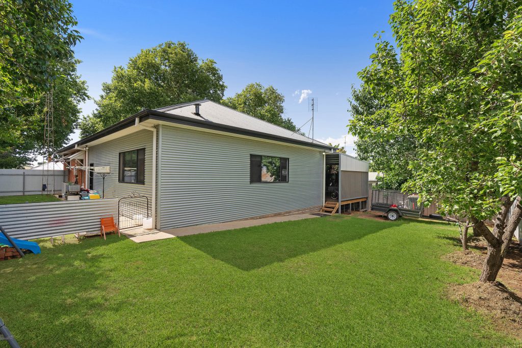 28 William Street, Narrandera NSW 2700 - photo 17