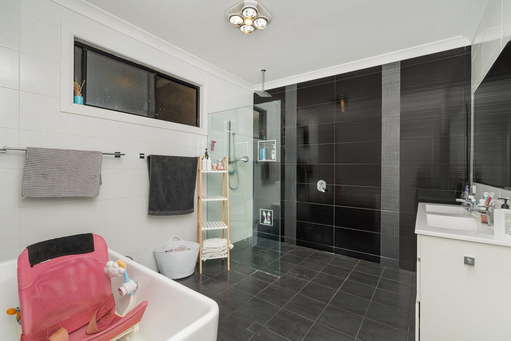 28 William Street, Narrandera NSW 2700 - photo 5