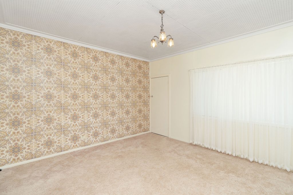 1 Sally Street, Leeton NSW 2705 - photo 9