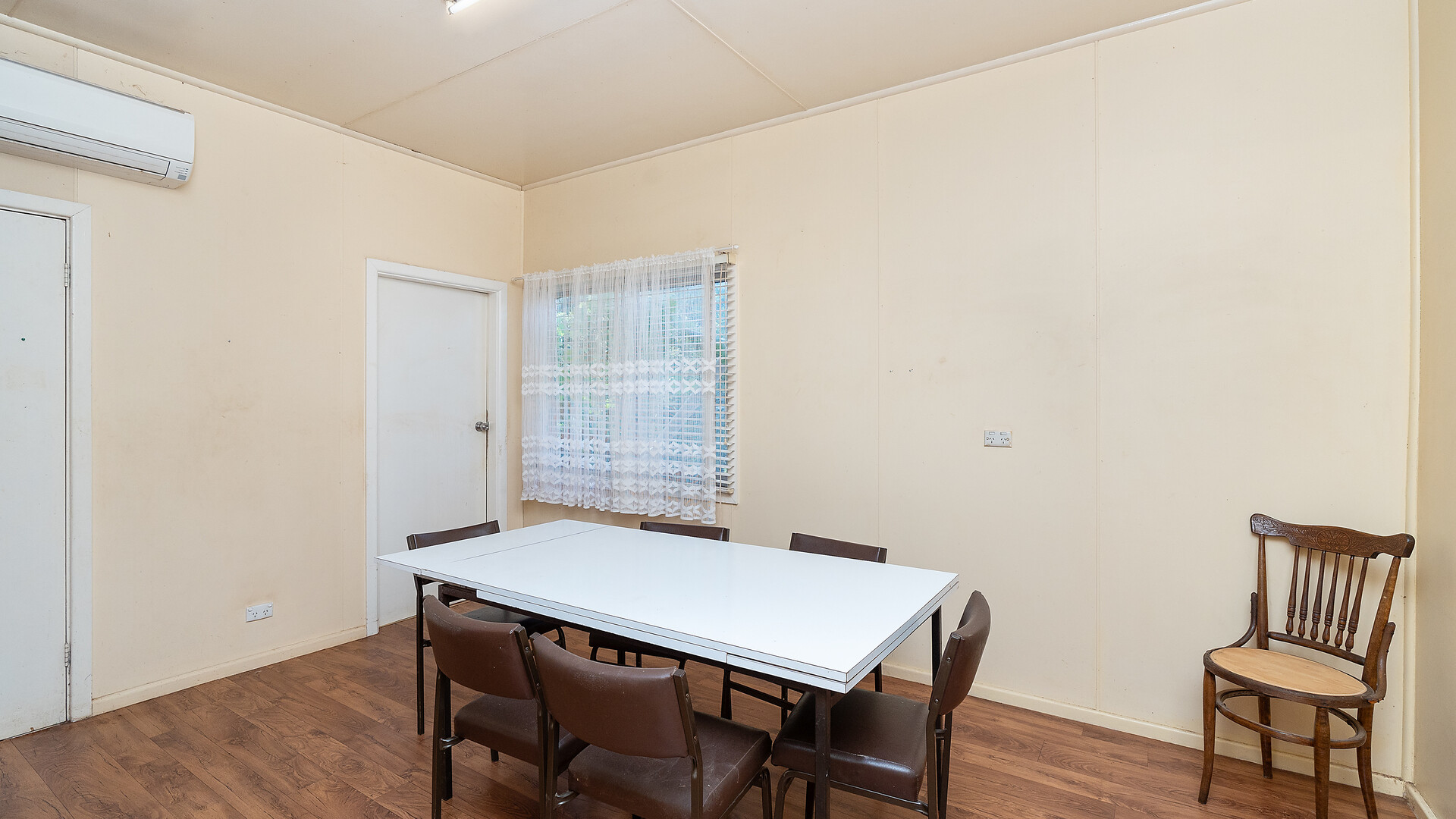 19 Mithul Street, Ardlethan NSW 2665 - photo 4