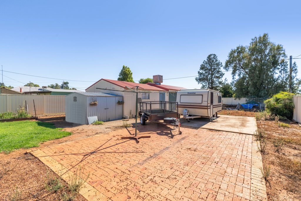 41 Currawang Avenue, Leeton NSW 2705 - photo 14