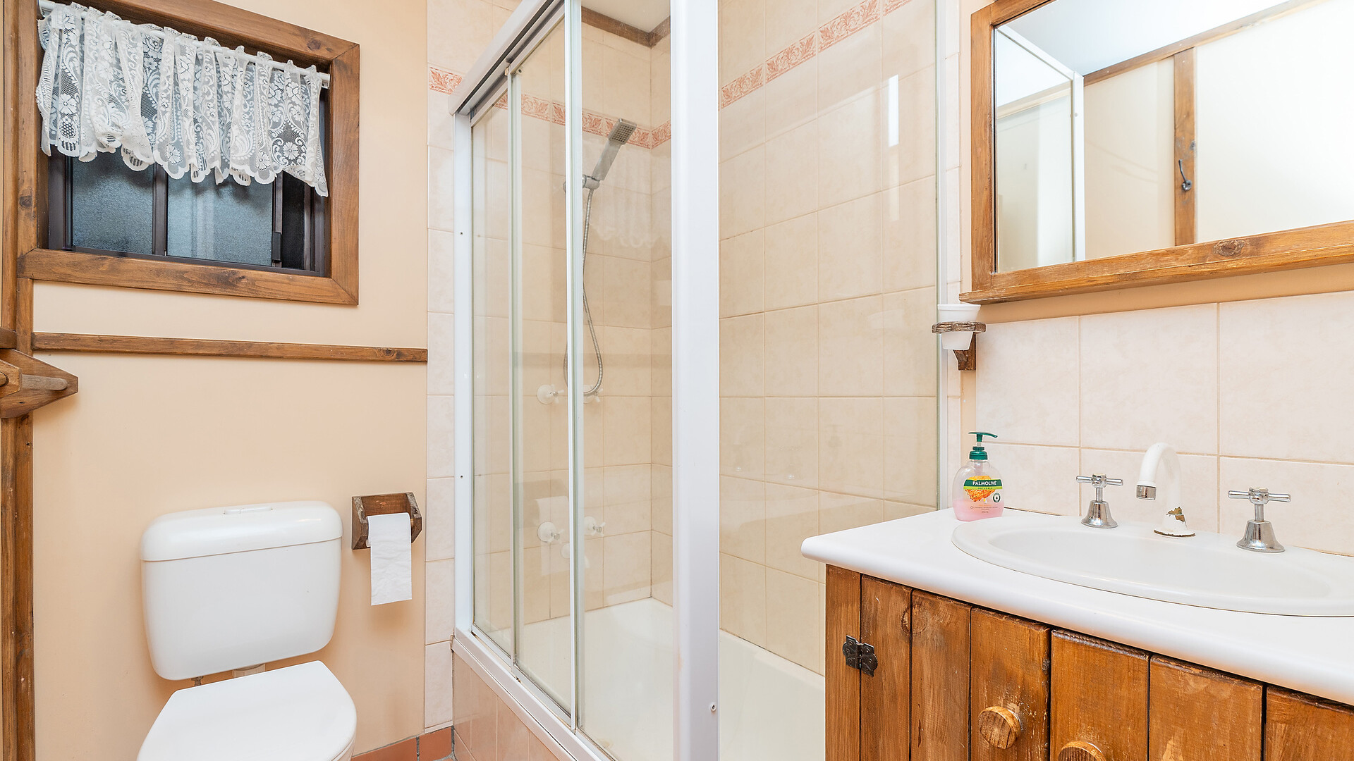 23 Mckell Avenue, Mount Austin NSW 2650 - photo 12