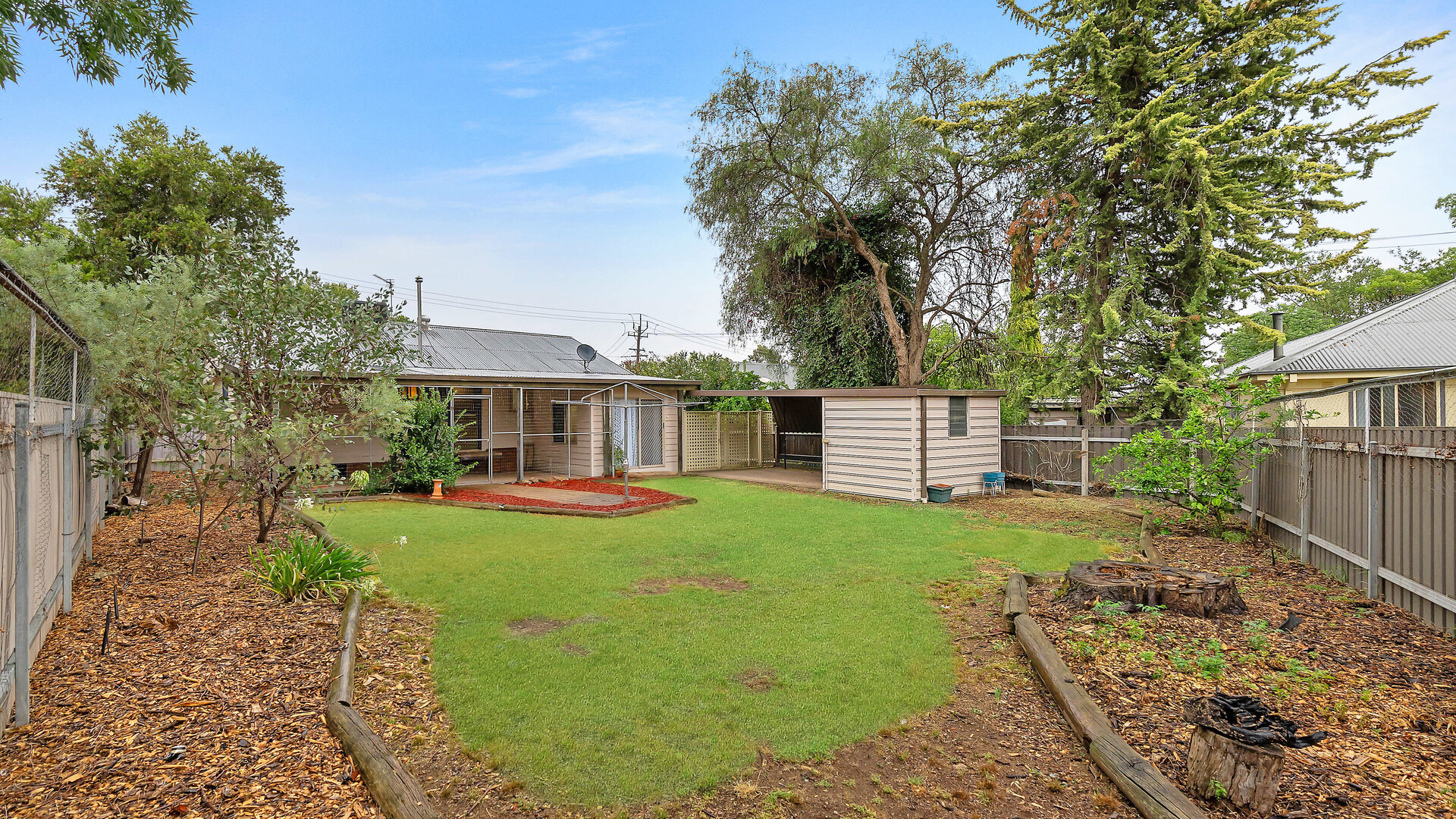 23 Mckell Avenue, Mount Austin NSW 2650 - photo 14