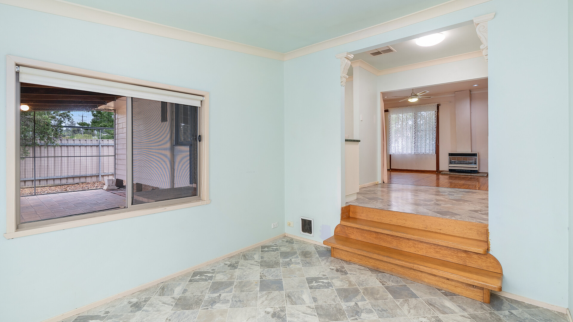 23 Mckell Avenue, Mount Austin NSW 2650 - photo 7