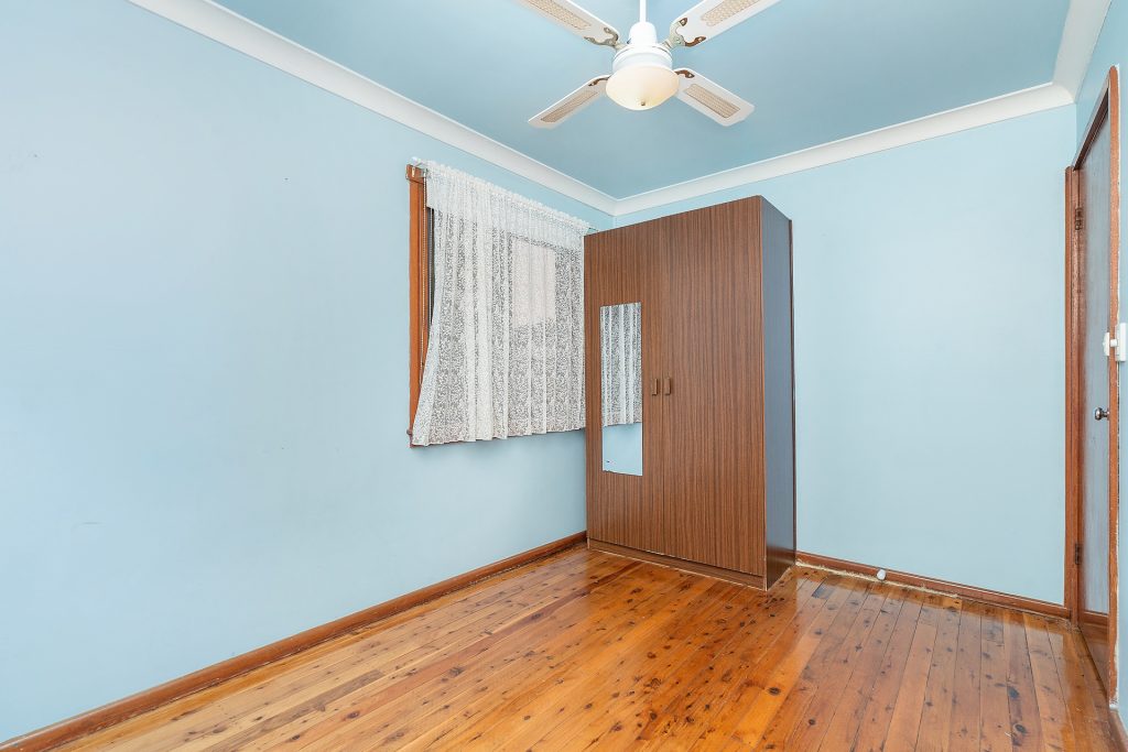 23 Mckell Avenue, Mount Austin NSW 2650 - photo 10